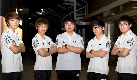 与资金曲
