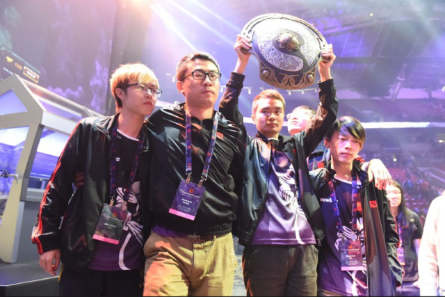 浮浮沉沉一赛季，TES最终还是输给了战术